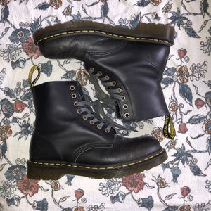 Dr. martens